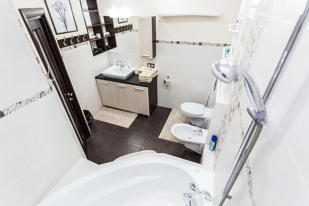 Central Apartment On Nezavisimosti 23 0*, Minsk Belarus